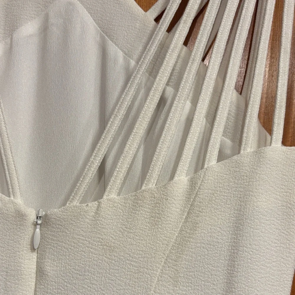 Dress the Population Harlow Crepe Gown - Picture 2 of 5